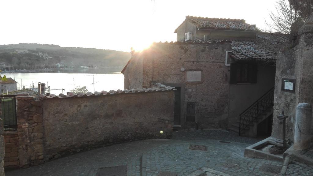 La Torretta Del Lago Villa Anguillara Sabazia Exterior foto