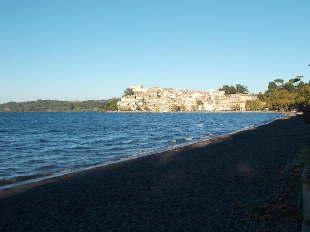 La Torretta Del Lago Anguillara Sabazia Exterior foto
